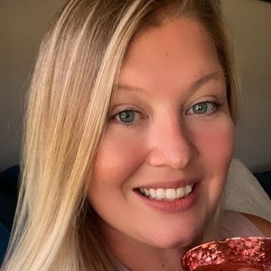 Meet your Posher, Meredith